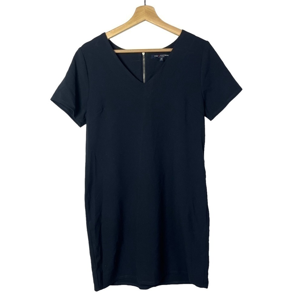 One Clothing Navy Blue V-Neck Short Sleeve Shift Dress M